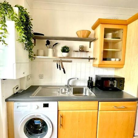 High-End 2 Bed Maisonette In Beaulieu Park Broomfield  エクステリア 写真