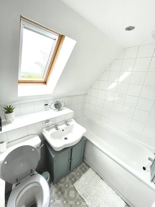 High-End 2 Bed Maisonette In Beaulieu Park Broomfield  エクステリア 写真