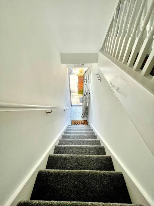 High-End 2 Bed Maisonette In Beaulieu Park Broomfield  エクステリア 写真