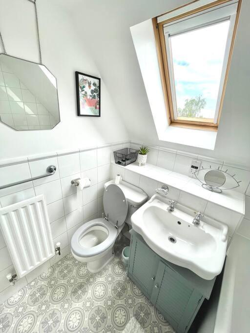 High-End 2 Bed Maisonette In Beaulieu Park Broomfield  エクステリア 写真